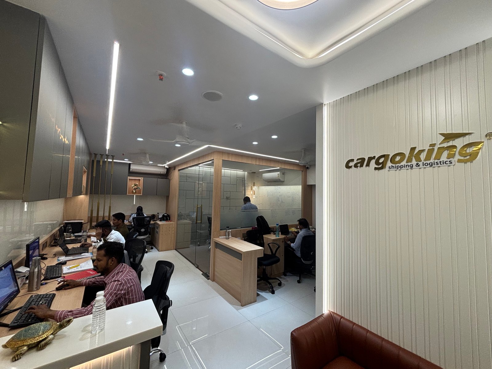 Cargoking office operations floor